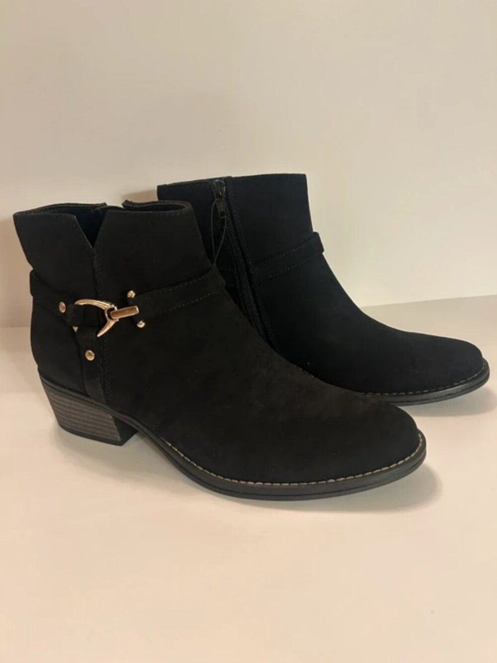 White Mountain Black Suede Ankle Boots
